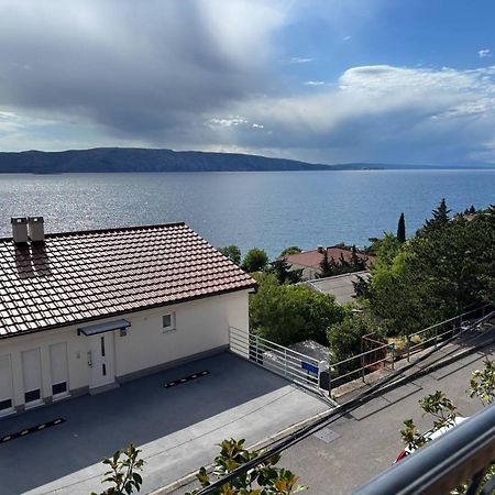 Apartments & Room Madi Senj  Buitenkant foto