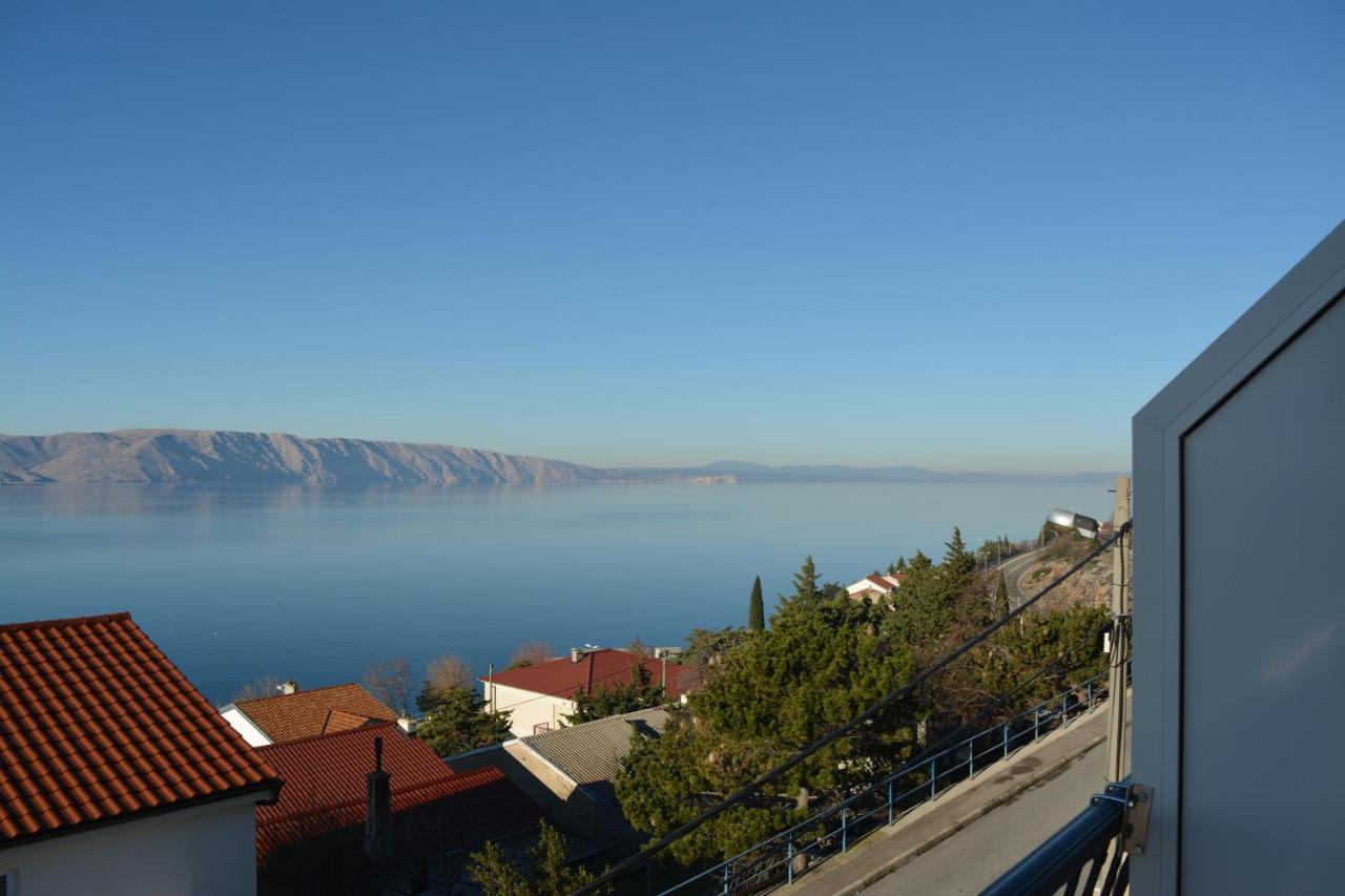 Apartments & Room Madi Senj  Buitenkant foto