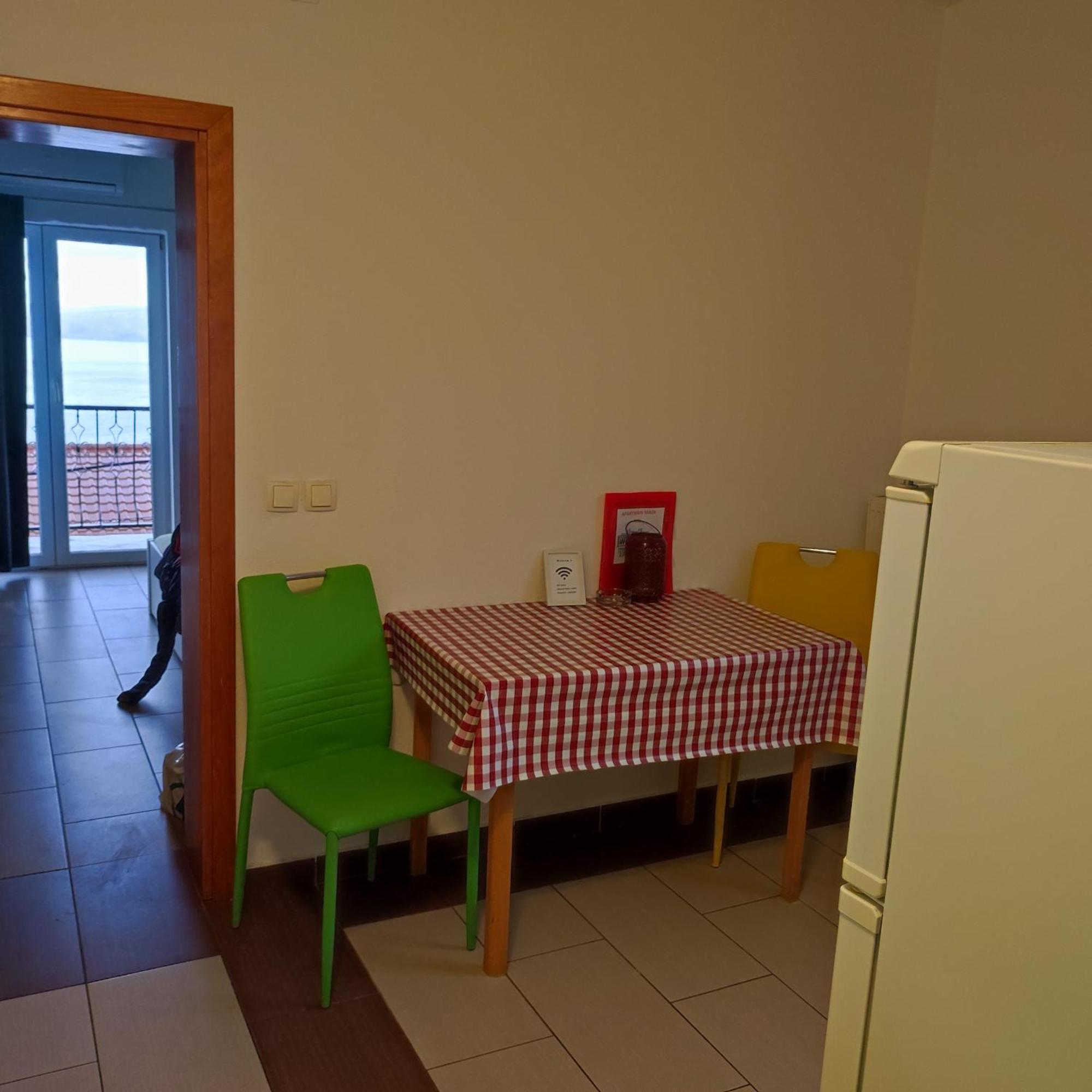 Apartments & Room Madi Senj  Buitenkant foto
