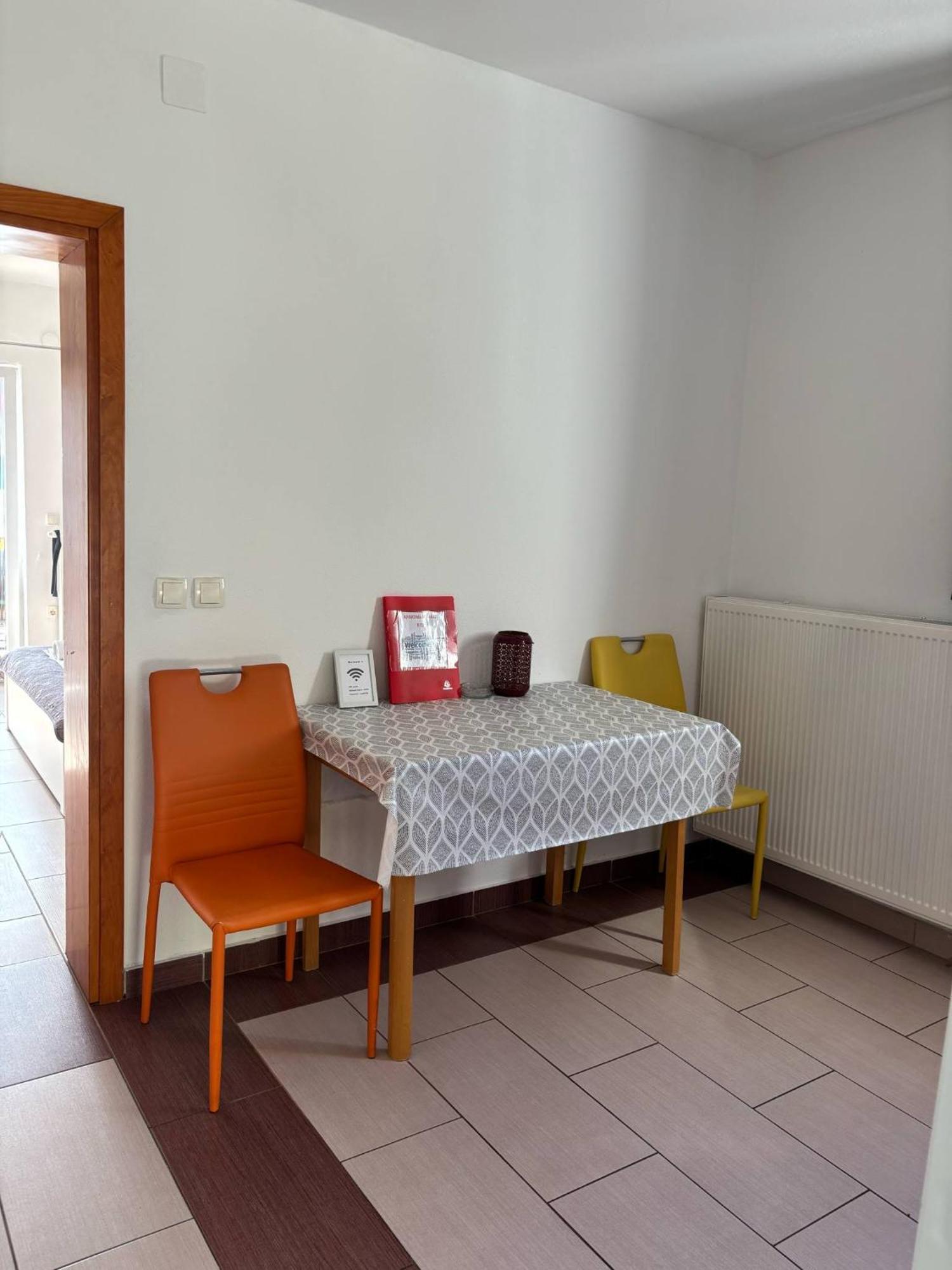 Apartments & Room Madi Senj  Buitenkant foto